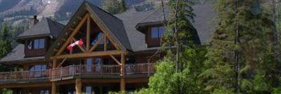 фото отеля Vagabond Lodge At Kicking Horse Mountain Resort Golden (British Columbia)
