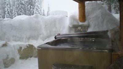 фото отеля Vagabond Lodge At Kicking Horse Mountain Resort Golden (British Columbia)
