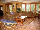 фото отеля Vagabond Lodge At Kicking Horse Mountain Resort Golden (British Columbia)