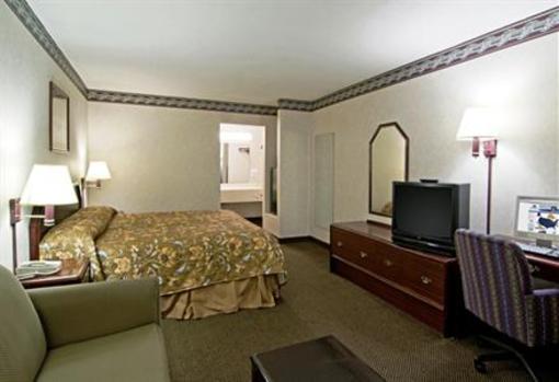 фото отеля Americas Best Value Inn & Suites Clarksdale