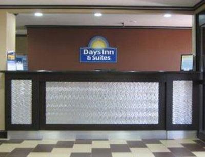 фото отеля Days Inn and Suites Conroe