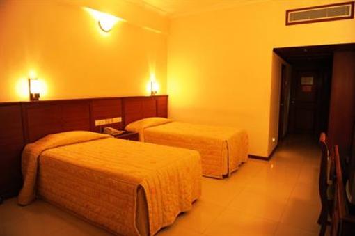 фото отеля Breeze Residency Hotel Tiruchirappalli