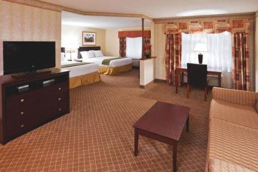 фото отеля Holiday Inn Express Hotel & Suites Lansing-Okemos MSU Area