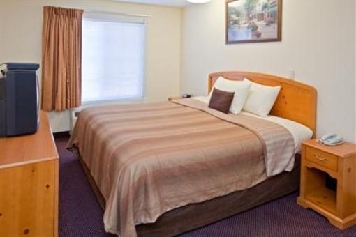 фото отеля Candlewood Suites Stevensville