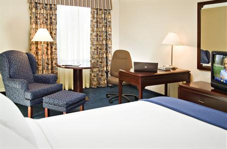 фото отеля Holiday Inn Express Halifax Bedford