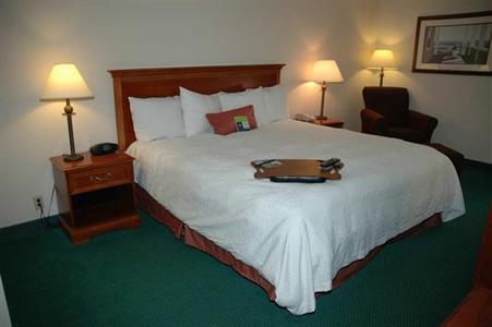 фото отеля Hampton Inn Airport South Portland