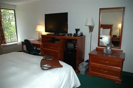 фото отеля Hampton Inn Airport South Portland