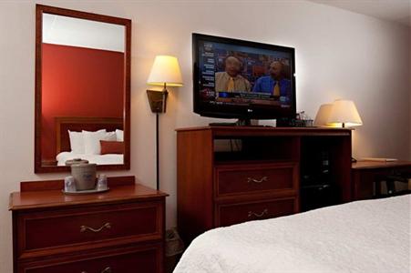 фото отеля Hampton Inn Airport South Portland
