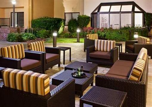 фото отеля Courtyard by Marriott Sacramento Rancho Cordova