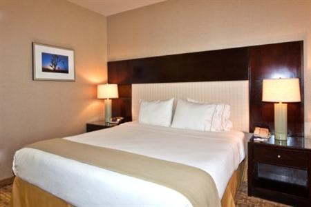 фото отеля Holiday Inn Express Hotel and Suites Las Vegas 215 Beltway