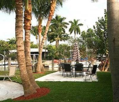 фото отеля Villa Oasis Miami
