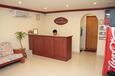 фото отеля Hotel London Sandakan