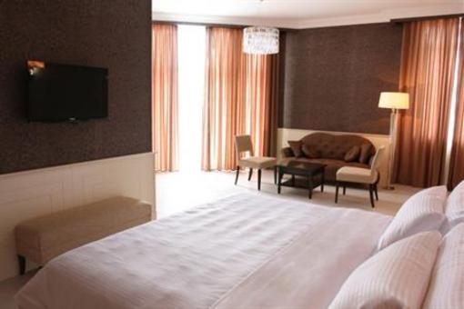 фото отеля President Plaza Hotel