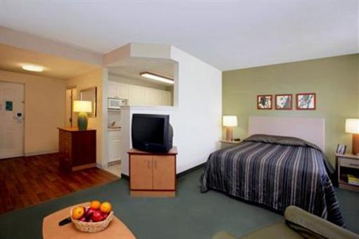 фото отеля Extended Stay Deluxe Cleveland - Westlake