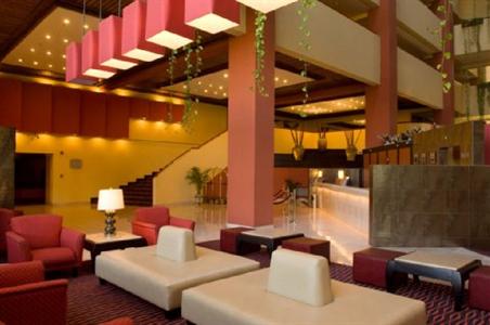 фото отеля Crowne Plaza Hotel Corobici