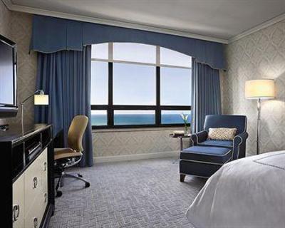 фото отеля The Ritz-Carlton Chicago (A Four Seasons Hotel)