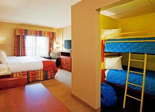 фото отеля Holiday Inn Hotel & Suites Maple Grove - Arbor Lakes