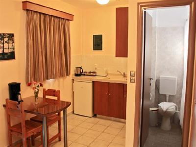 фото отеля Sandy's Studios Apartments & Log-Villas