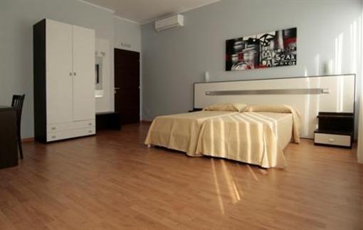 фото отеля Hotel Faenza