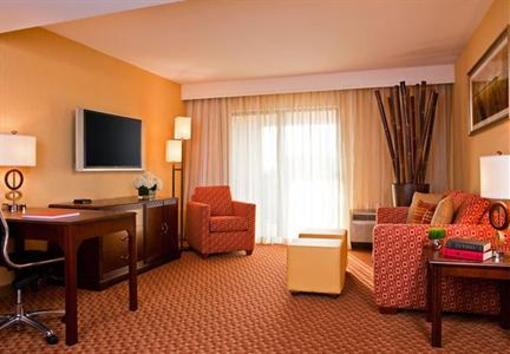 фото отеля Courtyard by Marriott Cranbury South Brunswick