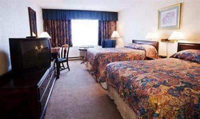 фото отеля Fredericton Inn