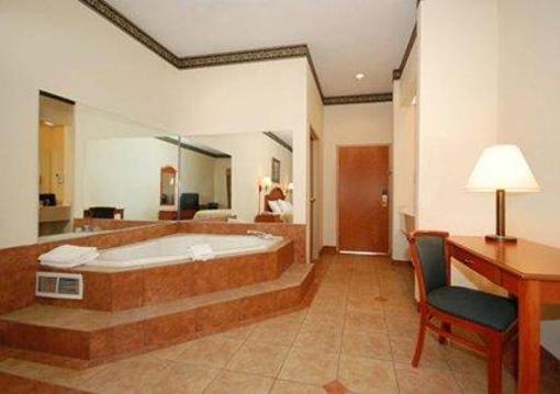 фото отеля Quality Inn & Suites Sweetwater