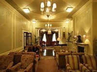 Buswells Hotel