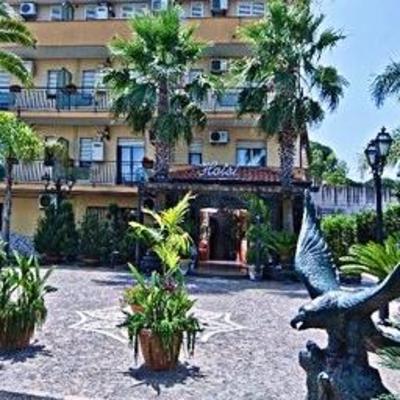 фото отеля Hotel Happy Days Giugliano in Campania