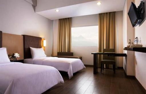 фото отеля Hotel Santika Bogor