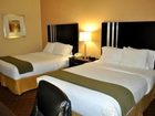 фото отеля Holiday Inn Express Hotel & Suites Blue Ash