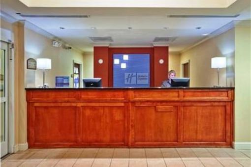 фото отеля Holiday Inn Express Hotel & Suites Westgate Mall Spartanburg