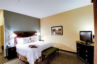фото отеля Hampton Inn & Suites Mahwah