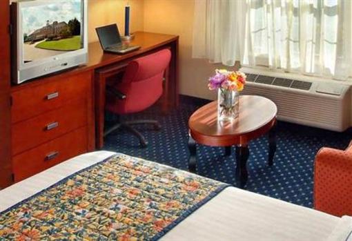 фото отеля Courtyard by Marriott Boston Woburn / Burlington