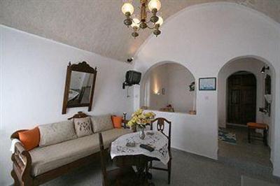 фото отеля Annio Furnished Apartments