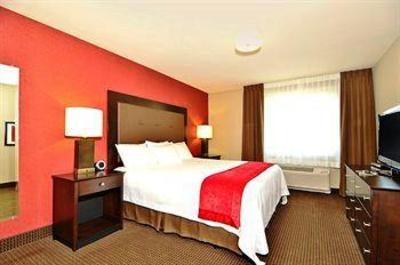 фото отеля HomStay Suites Williston