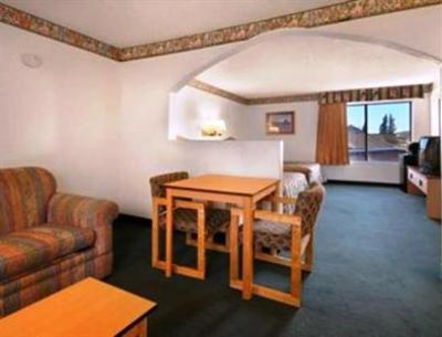 фото отеля Knights Inn Globe