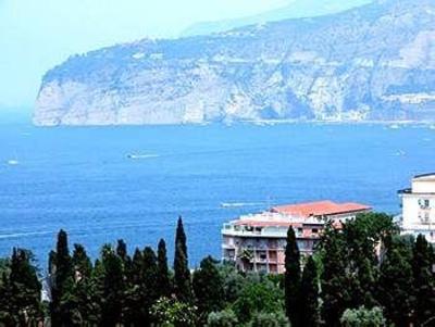 фото отеля Hotel Regina Sorrento
