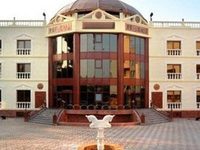 Persepolis Hotel