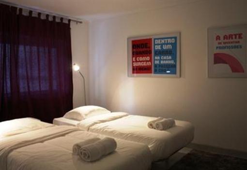 фото отеля Oporto Excentric Design Hostel