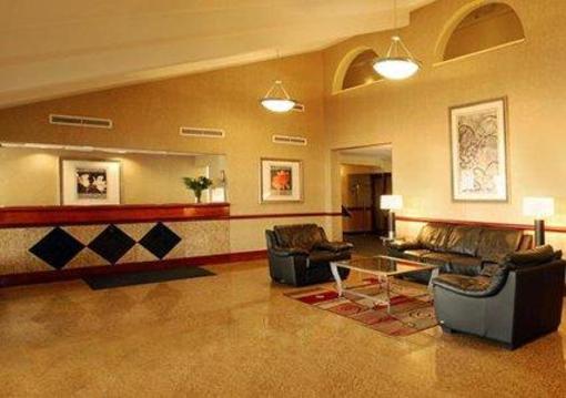 фото отеля Clarion Inn & Suites Wichita