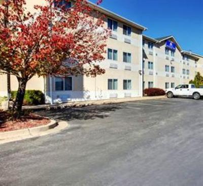 фото отеля Americas Best Value Inn & Suites - St. Charles St. Louis