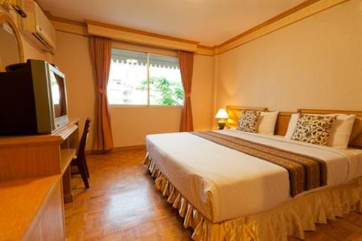 фото отеля Golden House V.I.P. Guest House Bangkok