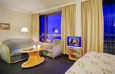 фото отеля Saint Petersburg Hotel