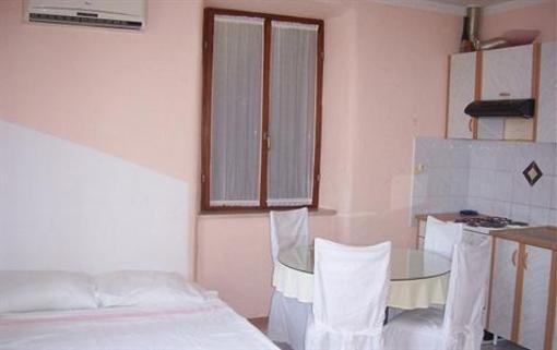 фото отеля Apartments Gina