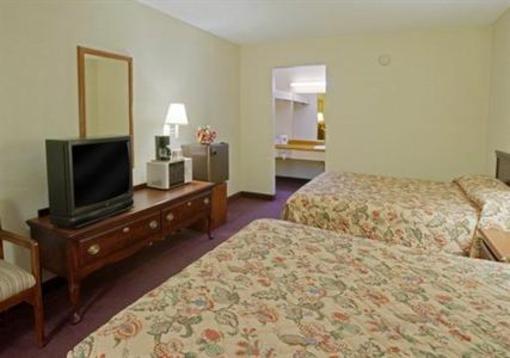 фото отеля Americas Best Value Inn & Suites-Tyler Downtown
