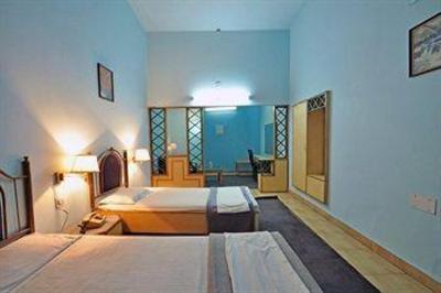 фото отеля Airlines Hotel Amritsar