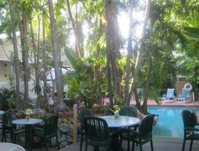 фото отеля Westwinds Inn Key West