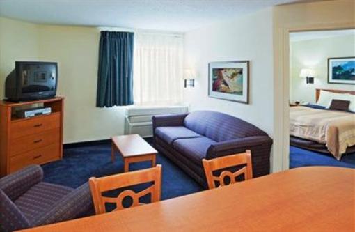 фото отеля Candlewood Suites Hotel Sterling