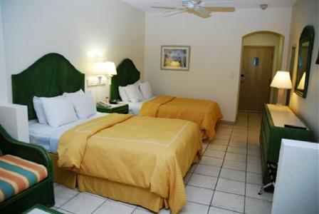 фото отеля Comfort Suites Ports of Call Resort