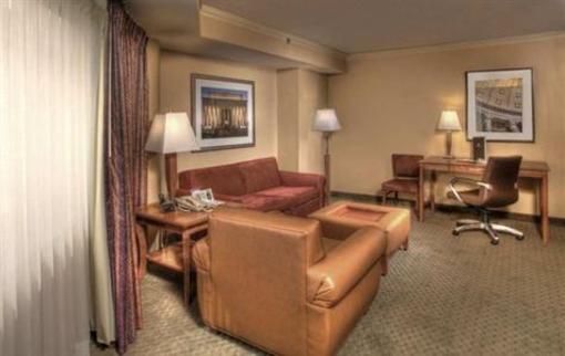 фото отеля Embassy Suites Hotel Crystal City-National Airport